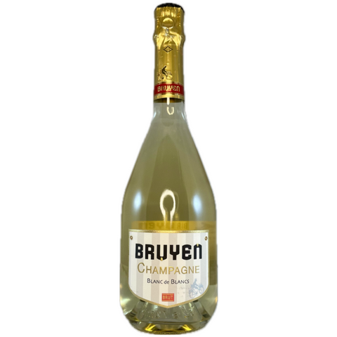 Champagne Bruyen, Blanc de Blancs i hvid flaske på hvid baggrund